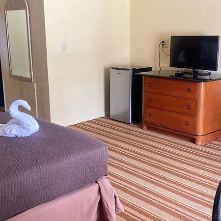 Royal Palace Inn And Suites Myrtle Beach Ocean Blvd Εξωτερικό φωτογραφία